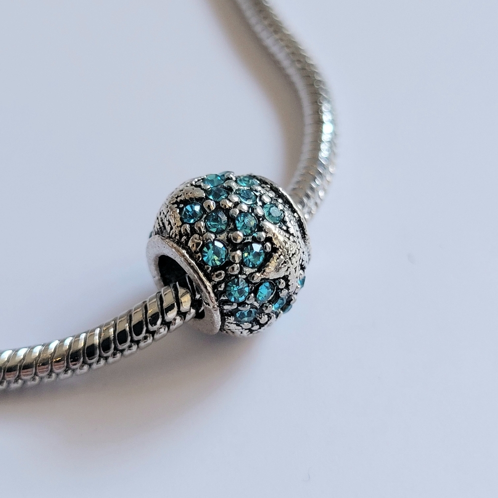 NWT For Pandora Charm Bracelet Luminescent Blue Rhinestones And Starfish Charm - Picture 3 of 4